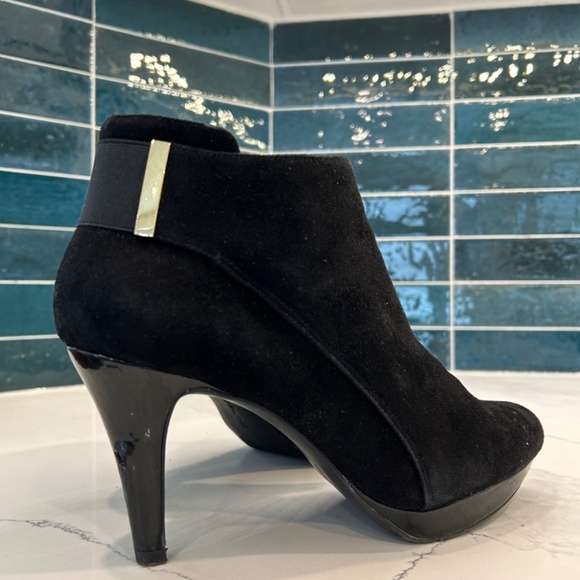 Black Suede Leather ankle Boots size 8 - Picture 2 of 7